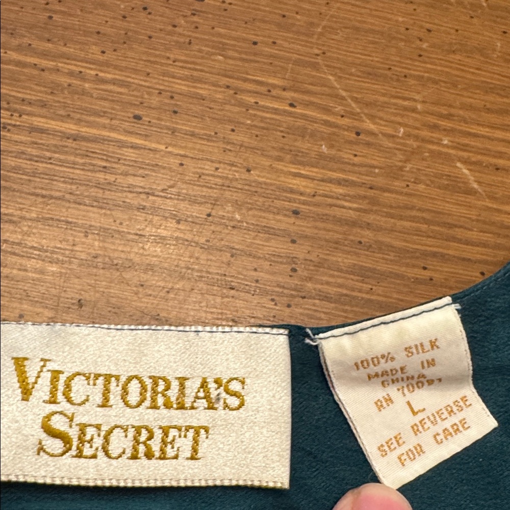 VTG 90s Victoria's Secret Gold Label Silk VNeck Button Up Long Night Shirt L EUC - Picture 2 of 8
